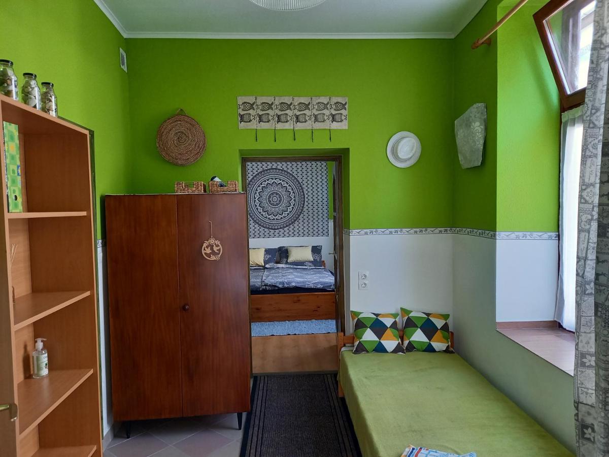 Gabor Vendeghaz Apartment Eger Ngoại thất bức ảnh